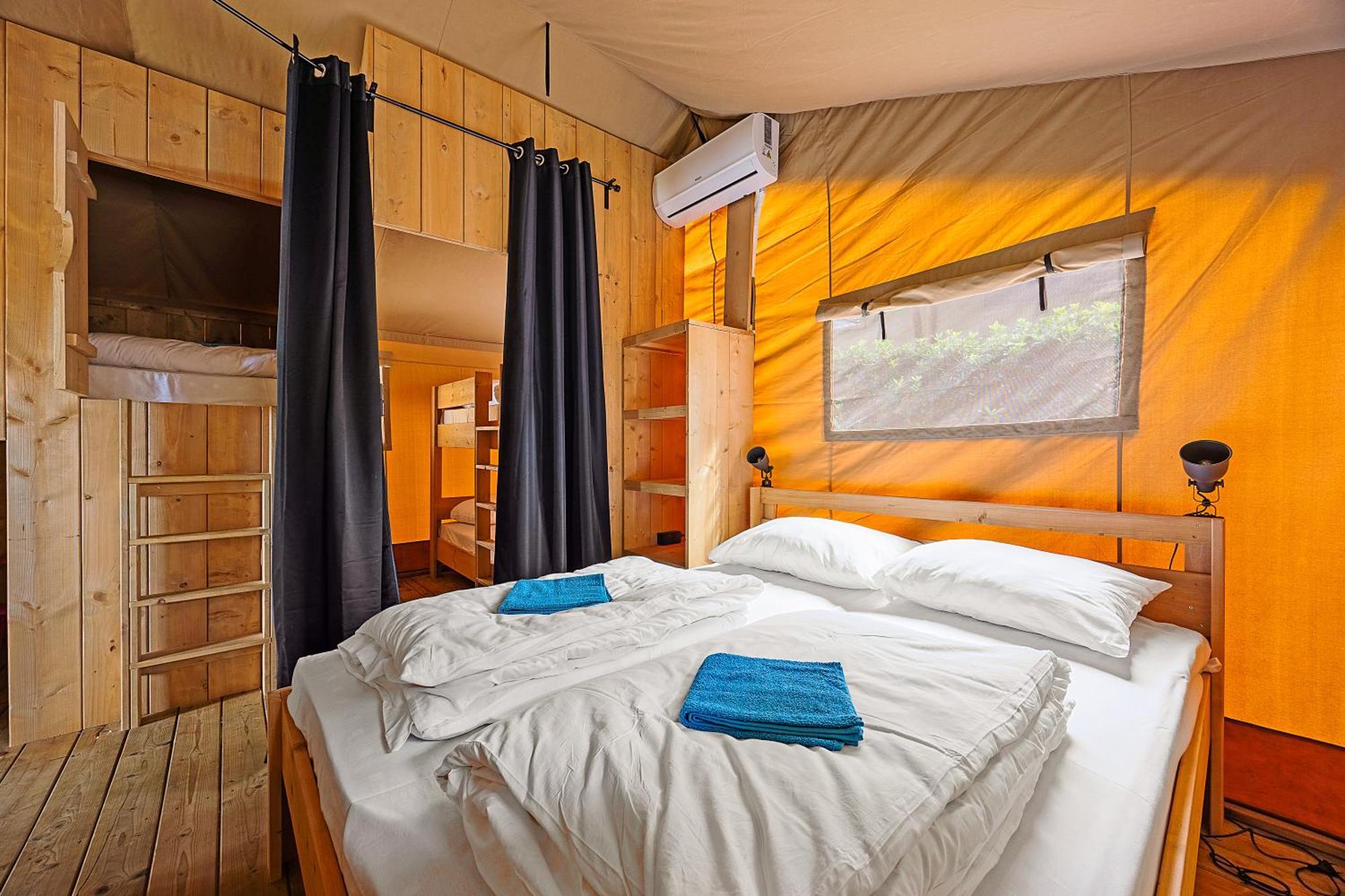 Easyatent Safari Tent Bijela Uvala Mugeba Bilik gambar