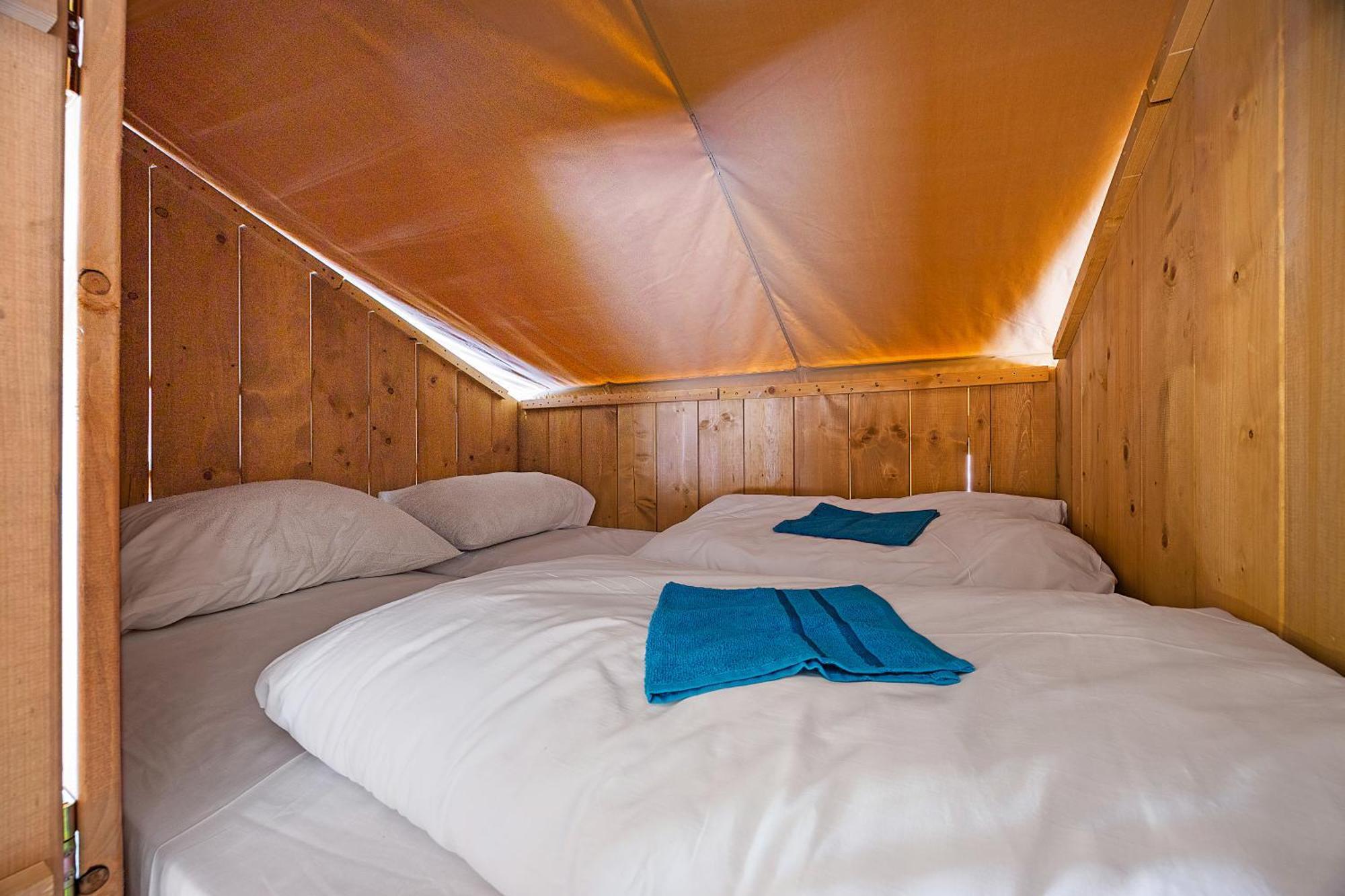Easyatent Safari Tent Bijela Uvala Mugeba Bilik gambar